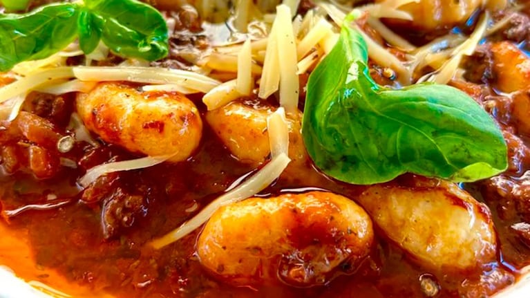 Unos irresistibles ñoquis a la bolognesa gracias a esta receta  Foto:; Cucinare.TV.
