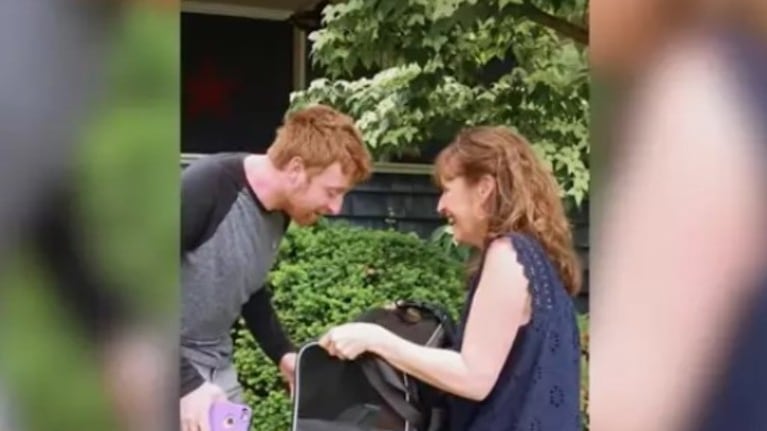 Unos padres sorprenden a su hijo con autismo regalándole un perro