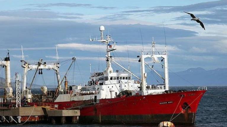 Ushuaia: 57 tripulantes de un pesquero dieron positivo de coronavirus
