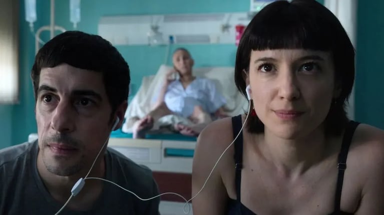 Valeria Bertuccelli y Esteban Lamothe brillan en Netflix: cómo es la película inspirada en un caso real | Créditos: Instagram @chenetflix