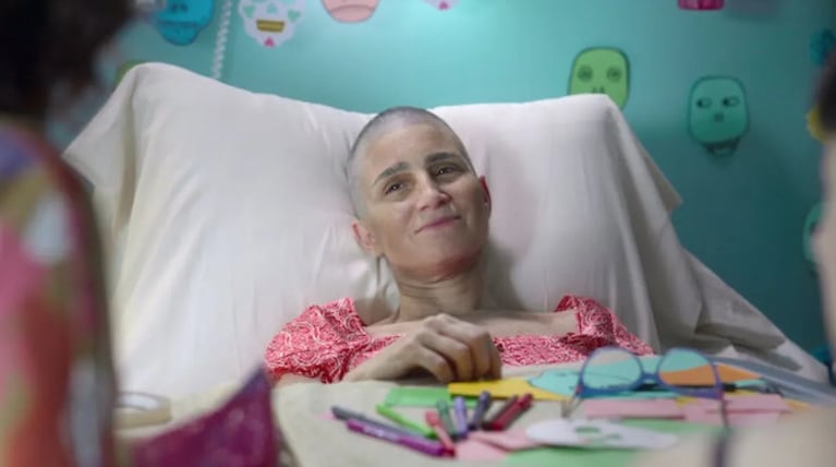 Valeria Bertuccelli y Esteban Lamothe brillan en Netflix: cómo es la película inspirada en un caso real | Créditos: Instagram @chenetflix