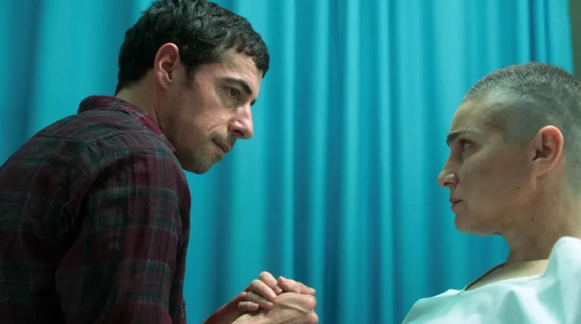 Valeria Bertuccelli y Esteban Lamothe brillan en Netflix: cómo es la película inspirada en un caso real | Créditos: Instagram @chenetflix