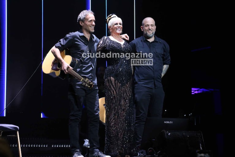 Valeria Lynch brilló en el Gran Rex con sus hijos (Foto: Movilpress).