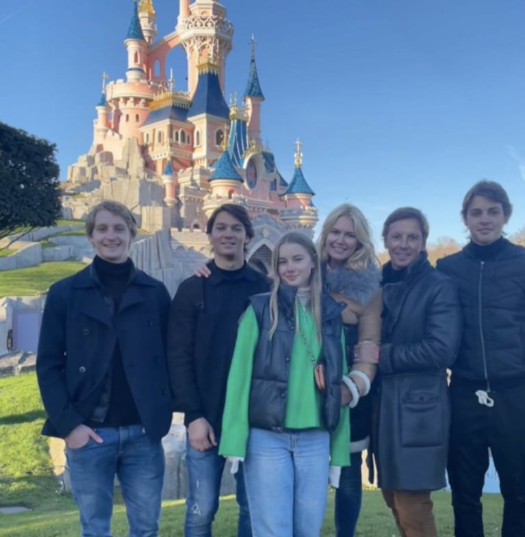 Valeria Mazza cumplió 50 años en Disney París: el álbum de fotos con Alejandro Gravier y sus hijos