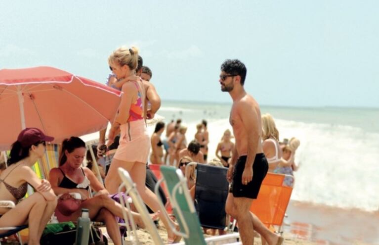 ¡Vamos a la playa! Las fotos de Brenda Gandini, Gonzalo Heredia y su hija Alfonsina, en Mar del Plata