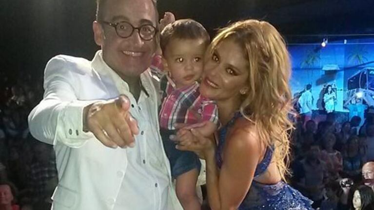 Vanina Escudero y Álvaro Navia recibieron la visita del pequeño Benicio (Fotos: Twitter).