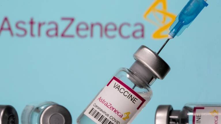 Varios países europeos reanudan la vacunación con AstraZeneca tras aprobación de la EMA