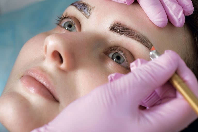 Ventajas y desventajas del maquillaje permanente