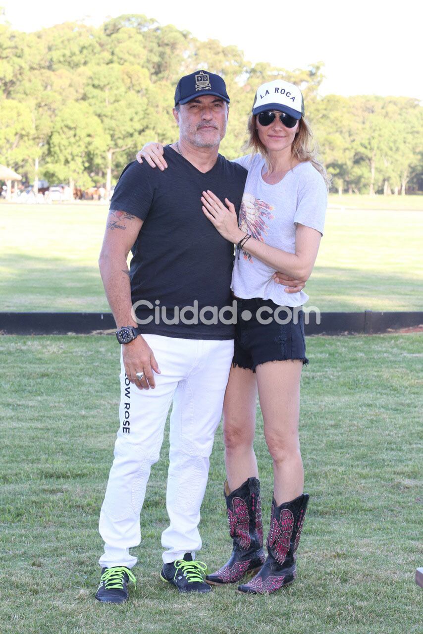Verónica Lozano, Corcho Rodríguez, anfitriones del Yellow Rose Polo Ranch. Foto: MSnews