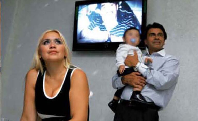 Verónica Ojeda, emocionada al ver a Maradona junto a su hijo en un video (Fotos: Paparazzi).
