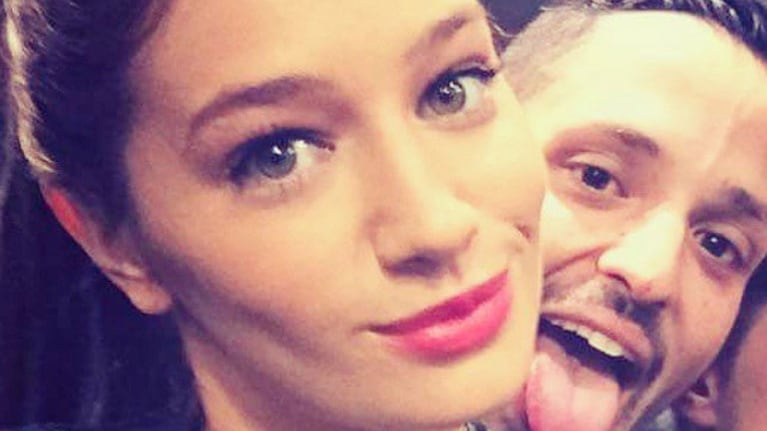 Vicky Irouleguy, renovada y enamorada (Fotos: Twitter e Instagram).