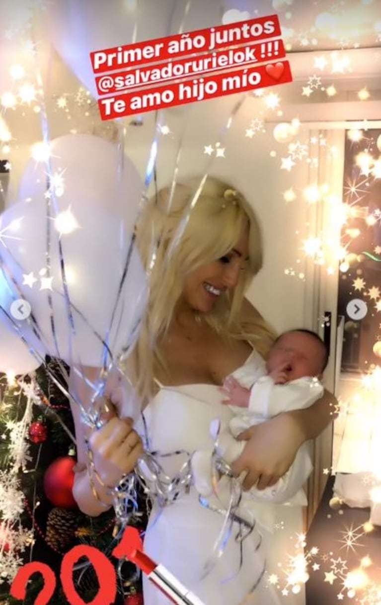 Vicky Xipolitakis se mostró en Año Nuevo junto a su bebé y su marido, Javier Naselli: ¿definitivamente reconciliados?