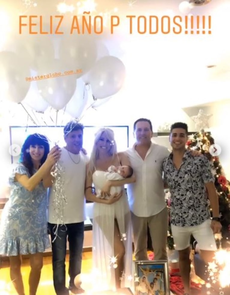 Vicky Xipolitakis se mostró en Año Nuevo junto a su bebé y su marido, Javier Naselli: ¿definitivamente reconciliados?