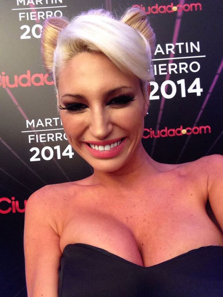 Vicky Xipolitakis también mostró lo suyo. (Foto: Ciudad.com)