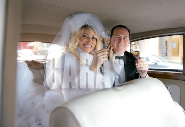 Vicky Xipolitakis y Javier Naselli se casaron en secreto en Nueva York: ¡las fotos de la boda!