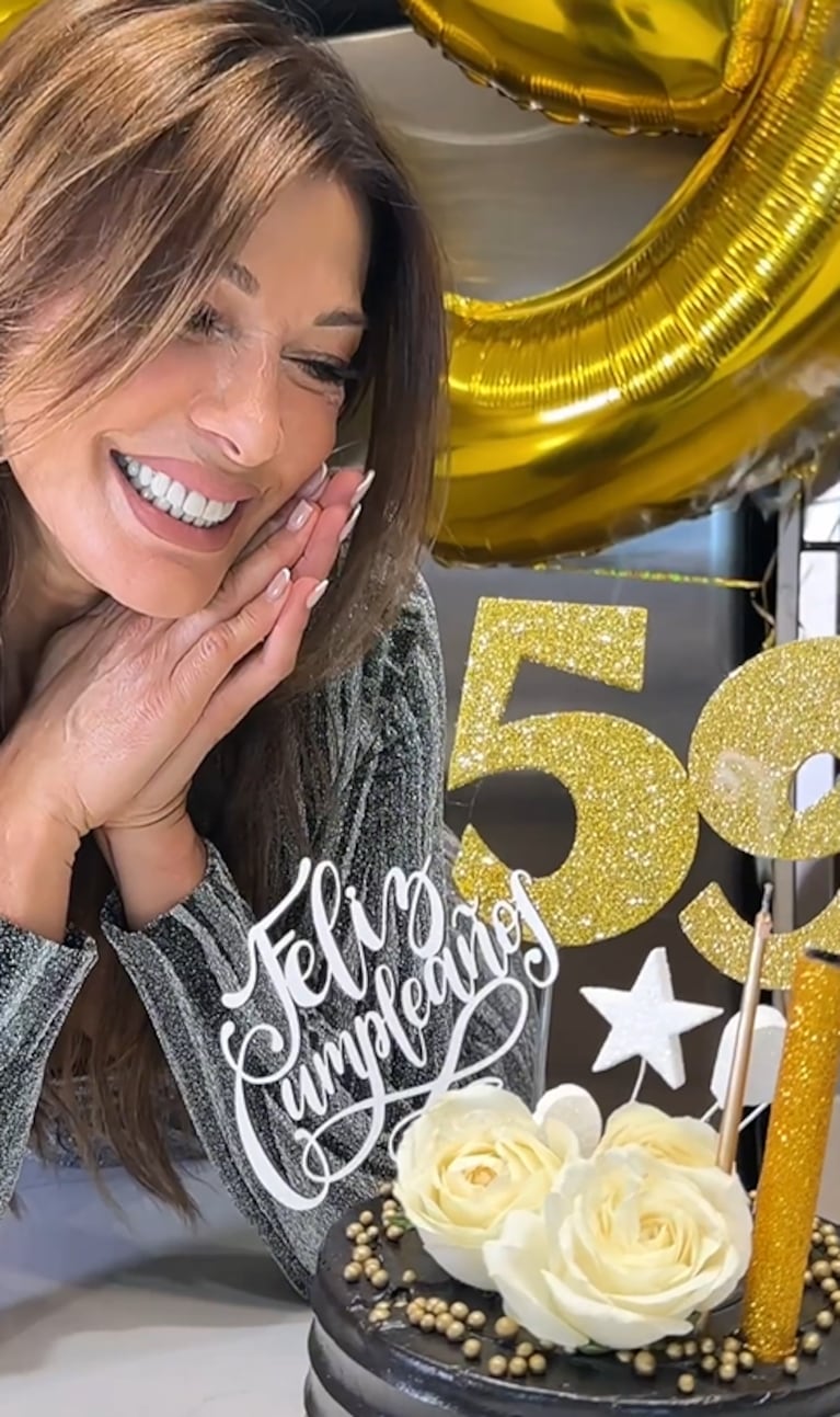 Video: Catherine Fulop cumplió 59 años y lo celebró con un mini vestido a puro brillo
