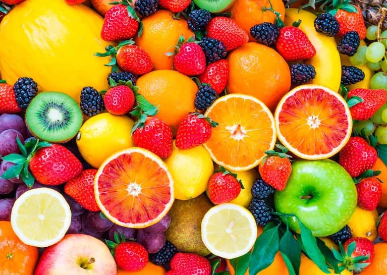 Vitamina C: consejos para mejorar la piel y lucir más joven