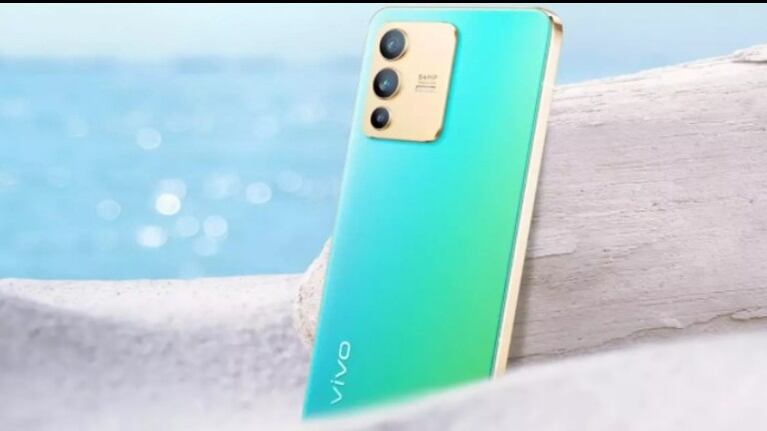 Vivo presenta su nuevo V23 que cambia de color con la luz solar y se centra en el modo selfi