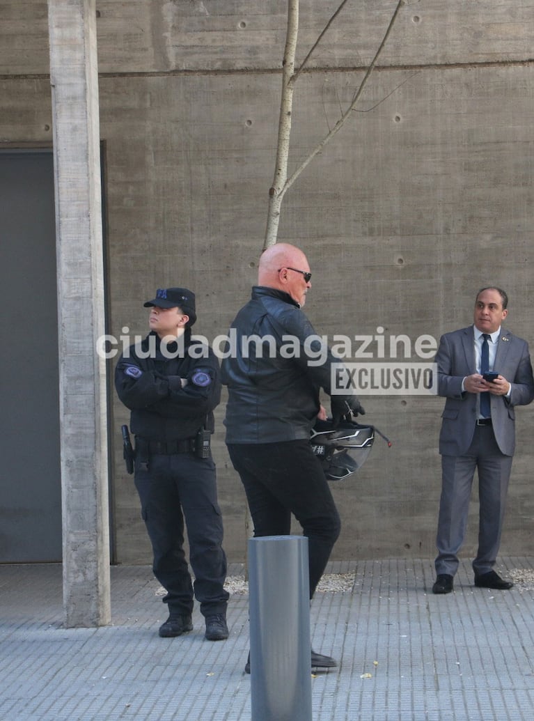 Walter Alfa Santiago el velatorio de Chiche Gelblung. (Foto: Movilpress)
