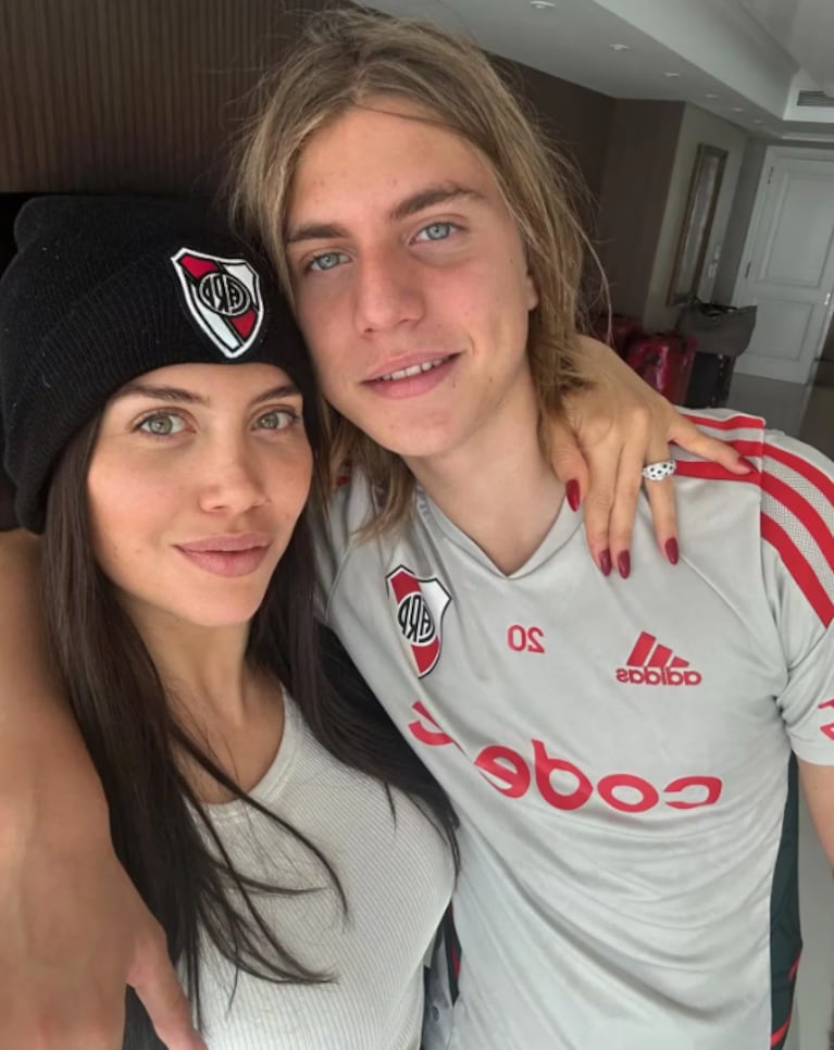 Wanda corrió a reencontrarse con su hijo mayor, Valentino López.
