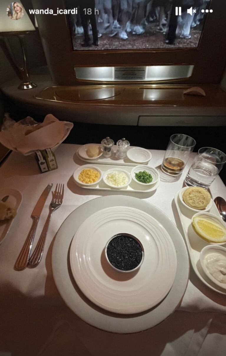 Wanda Nara compartió inéditas fotos de cómo son sus viajes en avión privado: "¡Nos vamos!"
