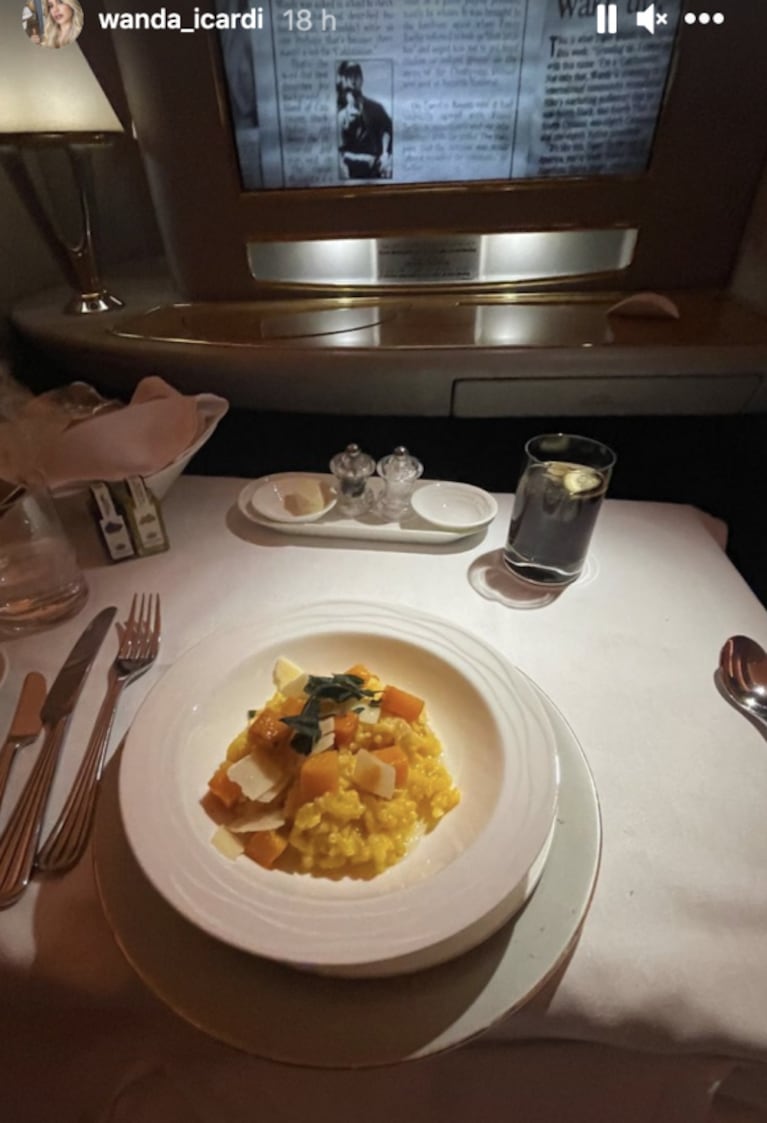 Wanda Nara compartió inéditas fotos de cómo son sus viajes en avión privado: "¡Nos vamos!"