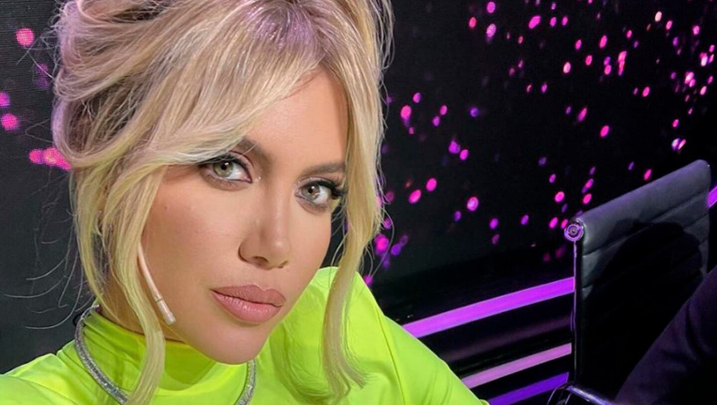 Wanda Nara compartió los memes más divertidos por su look verde flúor en ¿Quién es la máscara?