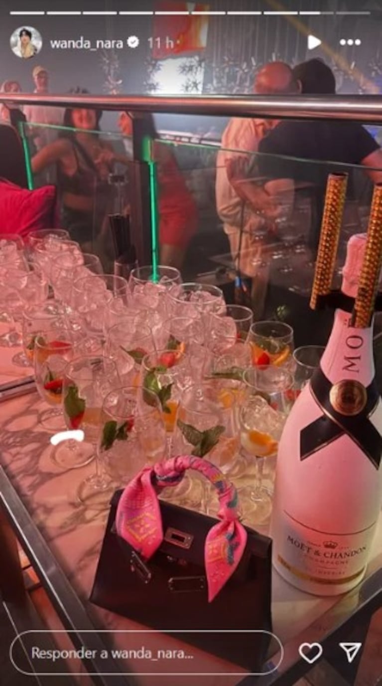 Wanda Nara en el VIP de un boliche en Mallorca | Créditos: Instagram @wanda_nara