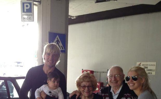 Wanda Nara junto a sus abuelos maternos. (Foto: Web)