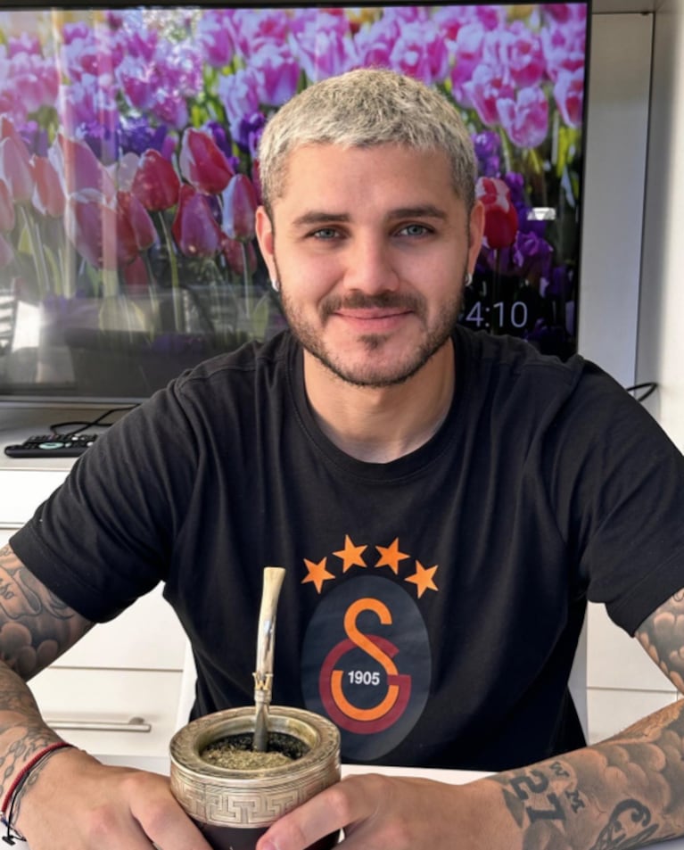Wanda Nara le devolvió a Mauro Icardi el posteo por sus 10 años y fue contundente: “Si te sigue mirando así…”