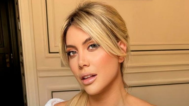 Wanda Nara le respondió re picante a un seguidor que le dijo que gusta más de ella que de su esposa.