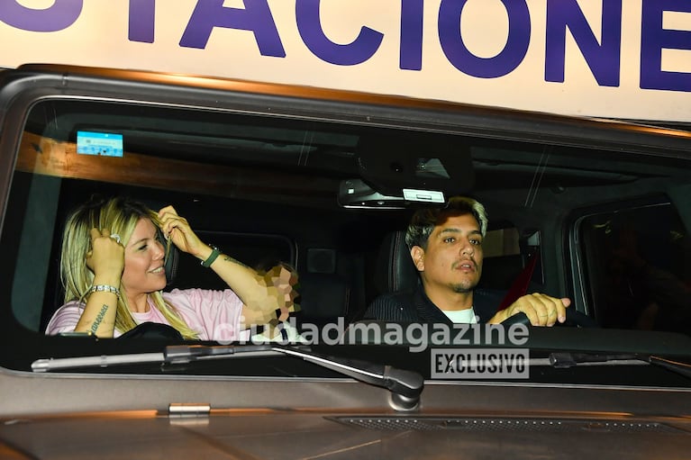 Wanda Nara llevó a sus hijas al teatro con Kennys Palacios (Fotos: Rs Fotos).