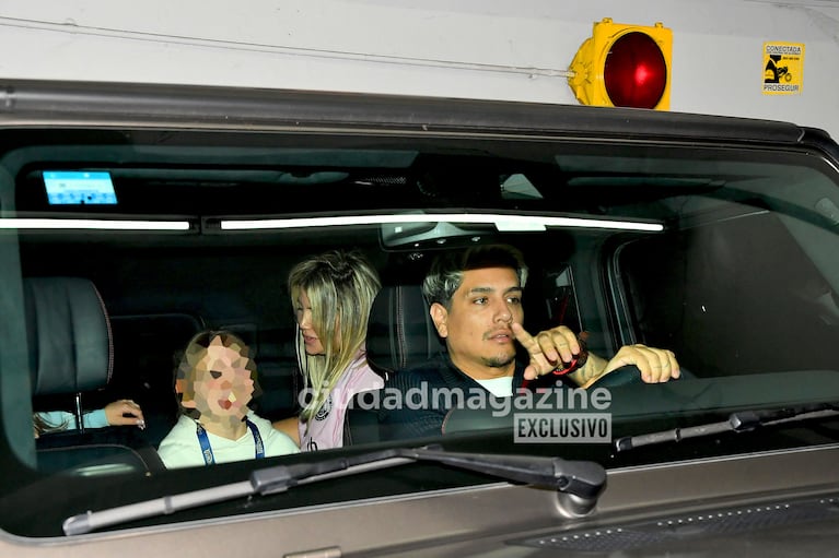 Wanda Nara llevó a sus hijas al teatro con Kennys Palacios (Fotos: Rs Fotos).
