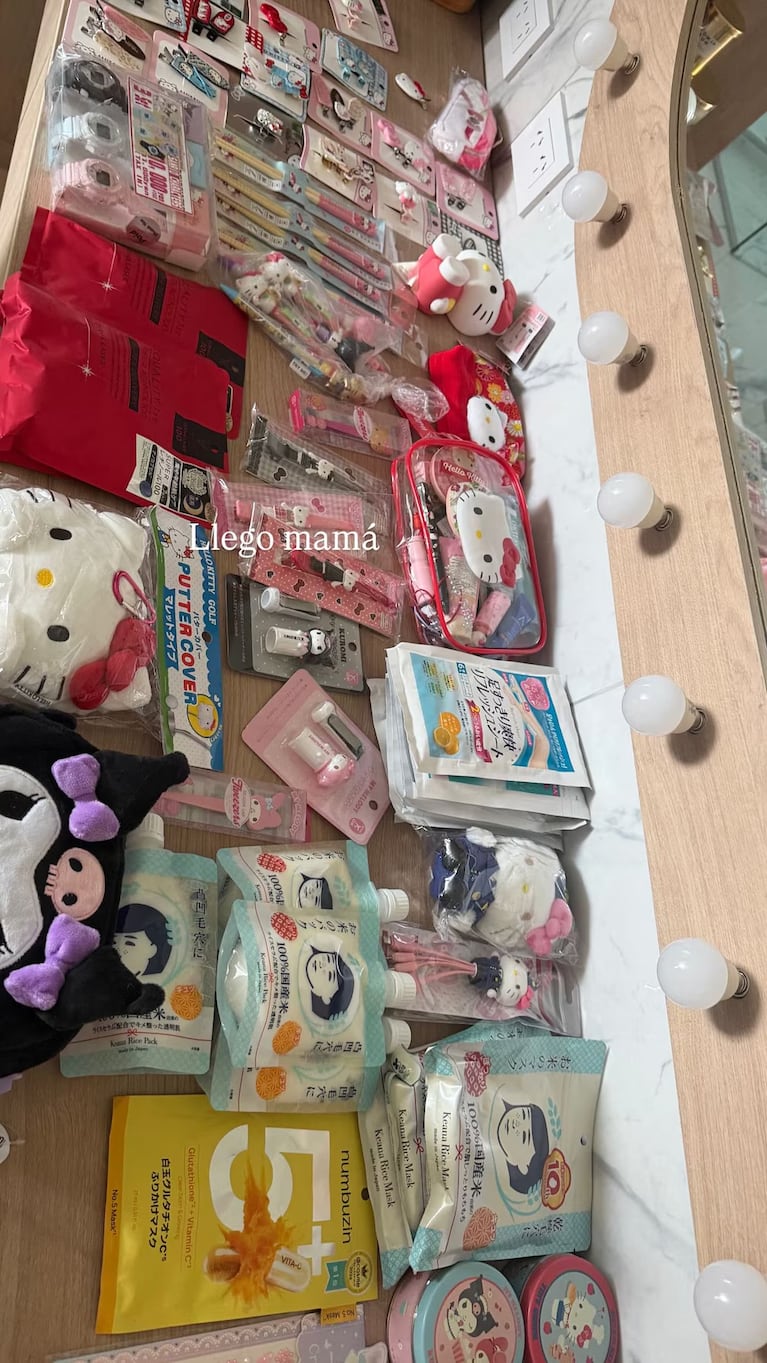 Wanda Nara mostró los regalos que trajo para sus hijas. Instagram wanda_nara