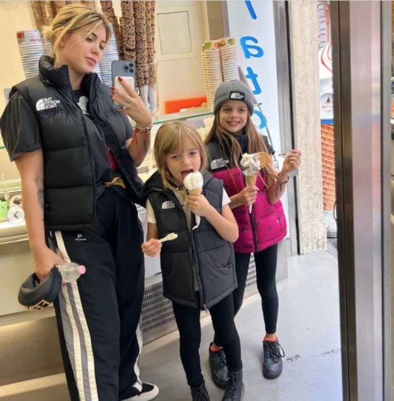 Wanda Nara paseó con Francesca e Isabella Icardi en Roma: "Las mejores compañeras"