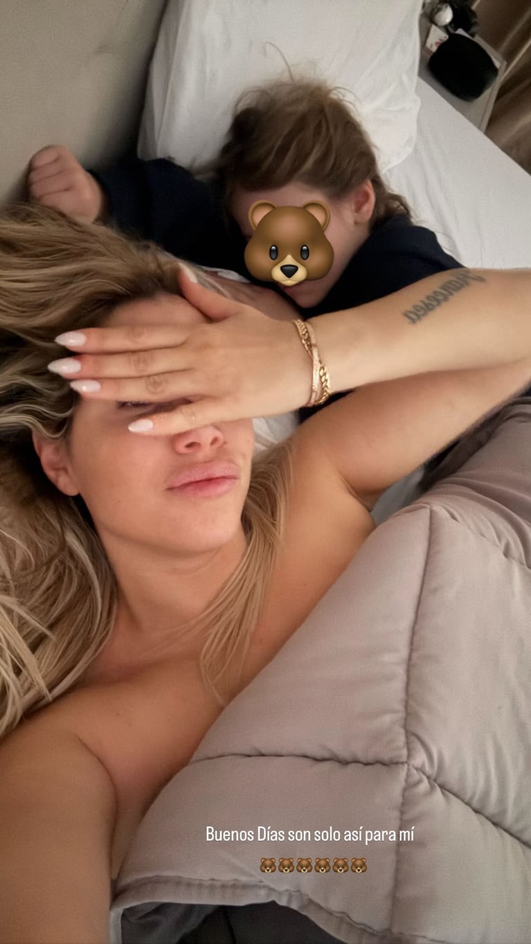 Wanda Nara posteó fotos de Isabella Icardi con su rostro tapado. (@Wanda_Nara)