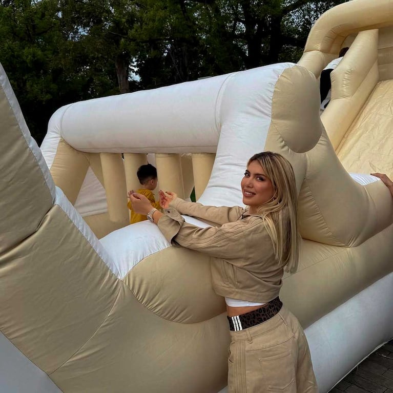 Wanda Nara presumió el cumpleaños de su hija menor en compañía de la familia de Mauro Icardi