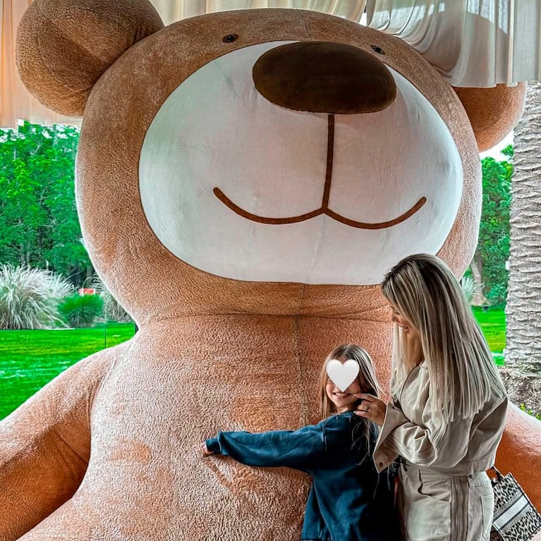 Wanda Nara presumió el cumpleaños de su hija menor en compañía de la familia de Mauro Icardi