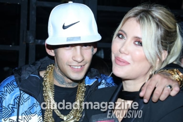 Wanda Nara y L-Gante llegaron de la mano a la presentación de su videoclip: las fotos juntos 