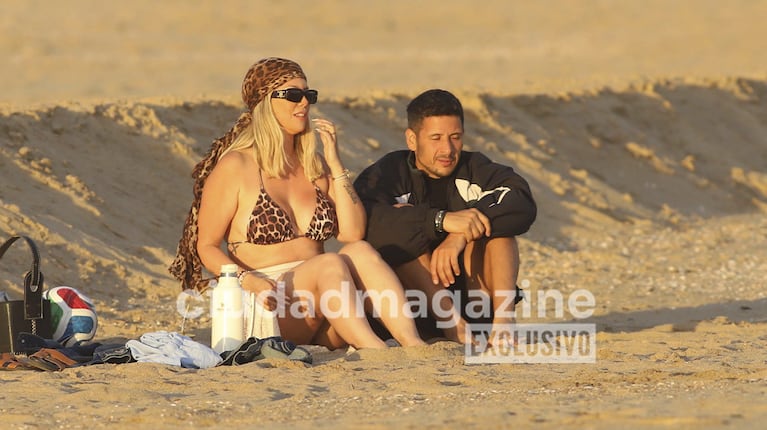 Wanda Nara y Martín Migueles en Punta del Este. Foto: RS Fotos