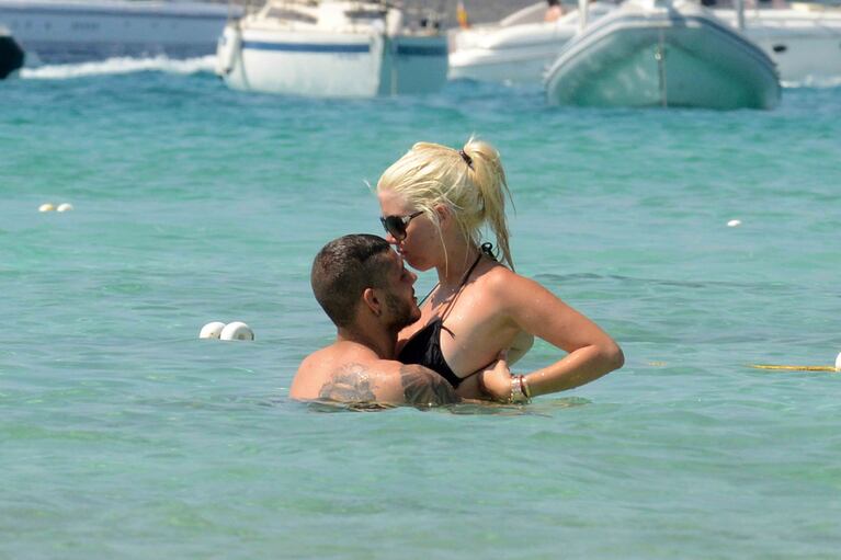 Wanda Nara y Mauro Icardi. Fotos: Grosby Group