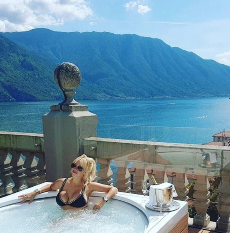 Wanda Nara y Mauro Icardi, las fotos de su apasionado reencuentro: mimos en el jacuzzi y súper lomazo en bikini