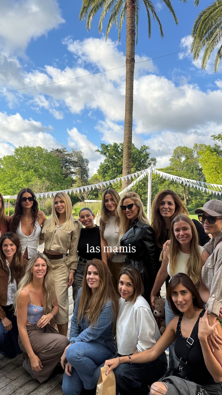 Wanda Nara y sus amigas. (Foto: @Wanda_Nara)