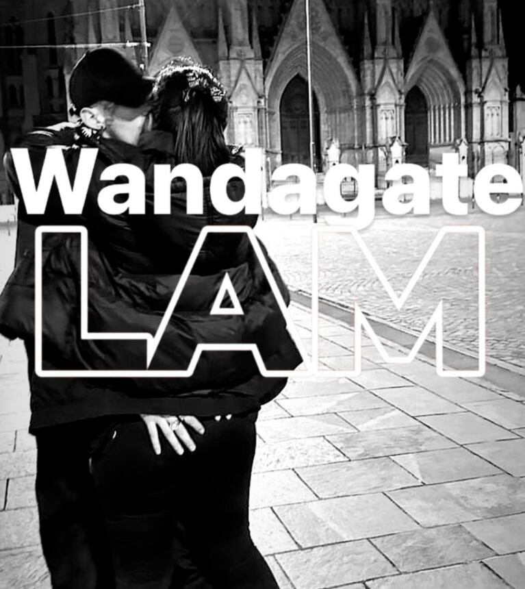 Wanda y L-Gante a los besos.