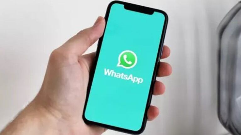 WhatsApp prueba a mostrar el código de 6 dígitos para iniciar sesión en otro móvil dentro de la app