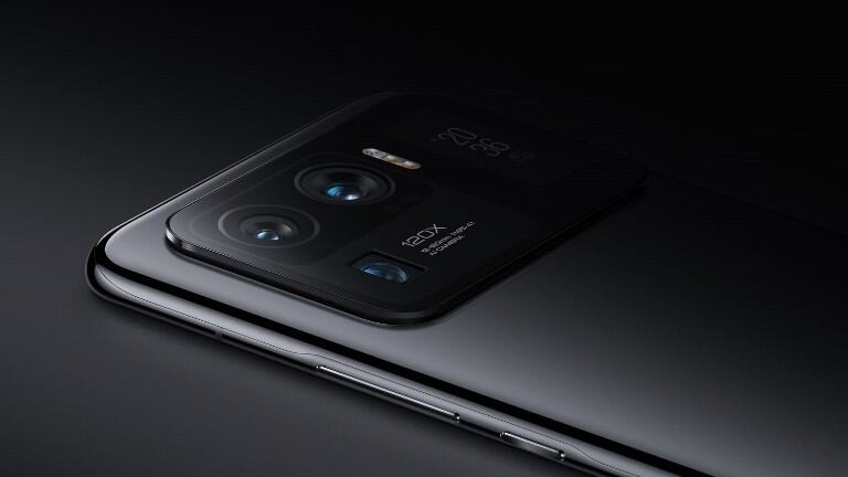 Xiaomi visualiza un sistema rotatorio para la cámara bajo la pantalla de los móviles. Foto:DPA. 