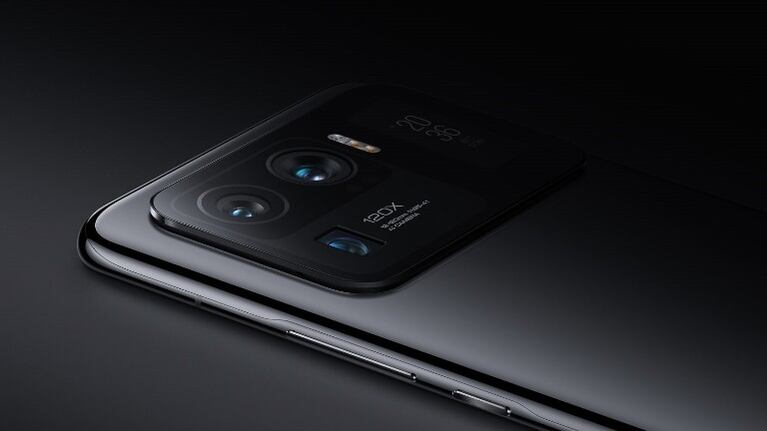 Xiaomi visualiza un sistema rotatorio para la cámara bajo la pantalla de los móviles. Foto:DPA. 