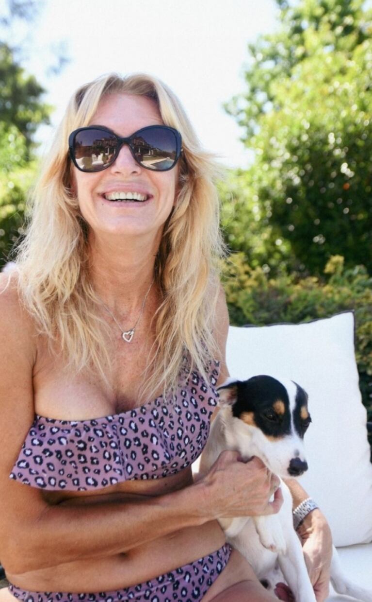 Yanina Latorre lució su colección de microbikinis: "Verano y amor"