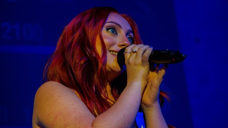 Yas presenta su nuevo álbum “Distinta” con un show en Café Berlín