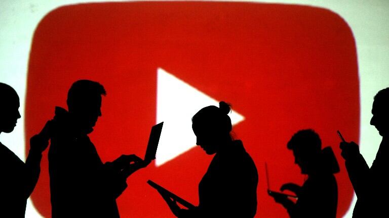 YouTube prueba un sistema de compra directamente desde los vídeos. Foto: Reuter.